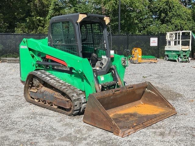 Bobcat T550 Smykem řízené nakladače