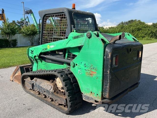 Bobcat T550 Smykem řízené nakladače