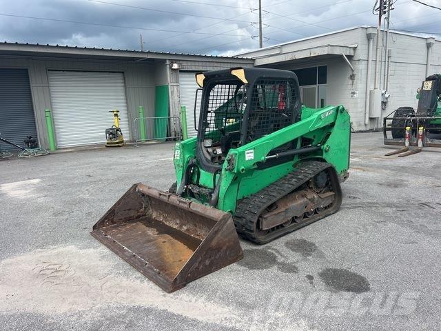 Bobcat T550 Smykem řízené nakladače