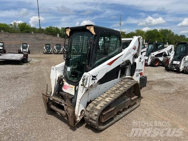 Bobcat T595 Smykem řízené nakladače
