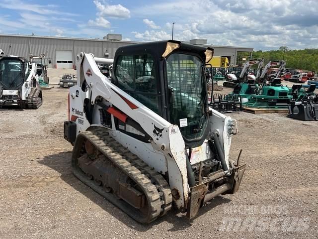 Bobcat T595 Smykem řízené nakladače