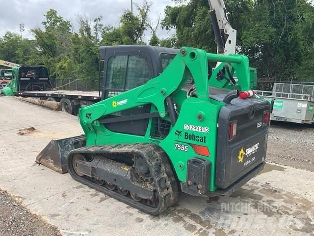 Bobcat T595 Smykem řízené nakladače