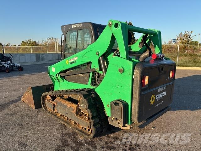Bobcat T595 Smykem řízené nakladače