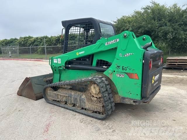 Bobcat T630 Smykem řízené nakladače
