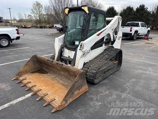 Bobcat T650 Smykem řízené nakladače