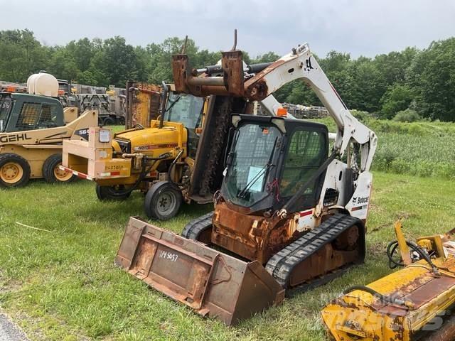 Bobcat T650 Smykem řízené nakladače