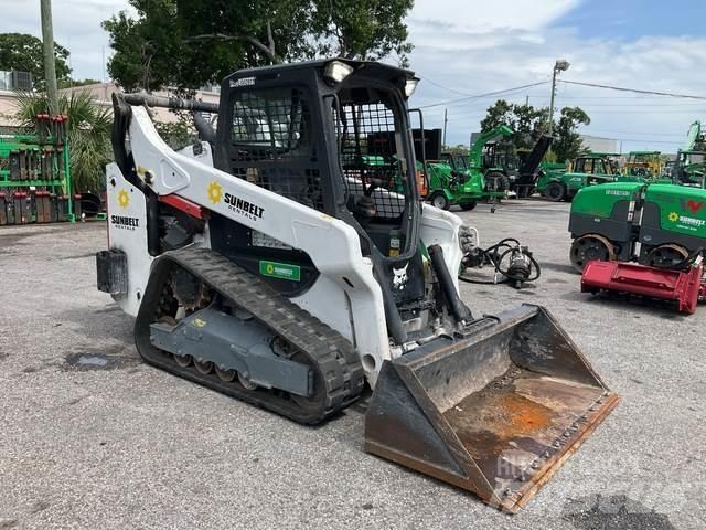 Bobcat T66 Smykem řízené nakladače