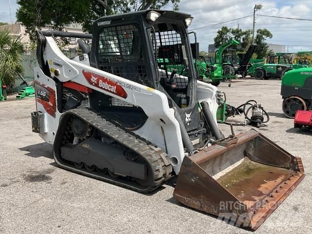 Bobcat T66 Smykem řízené nakladače