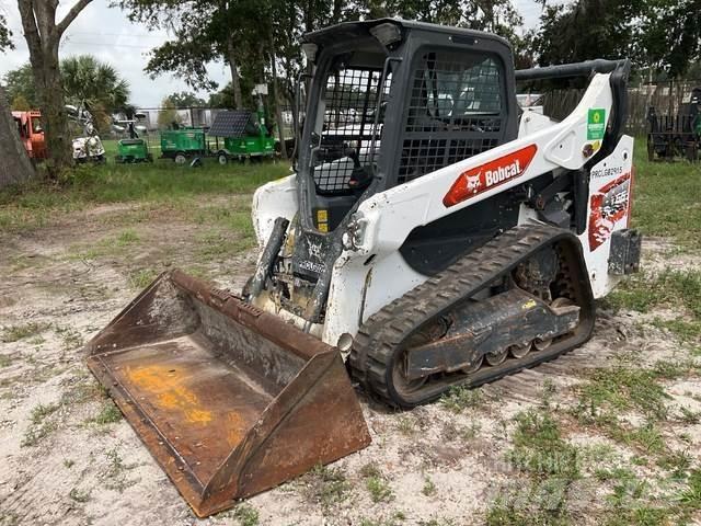 Bobcat T66 Smykem řízené nakladače