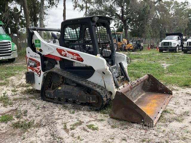 Bobcat T66 Smykem řízené nakladače