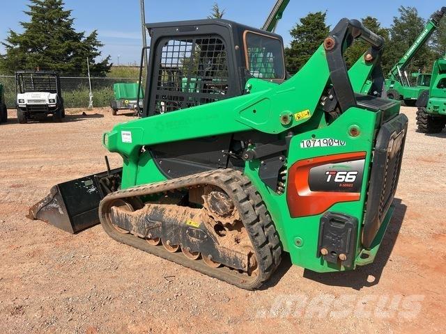 Bobcat T66 Smykem řízené nakladače