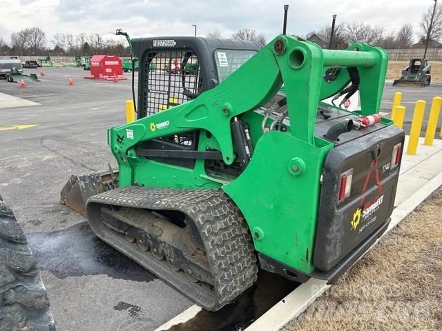 Bobcat T740 Smykem řízené nakladače