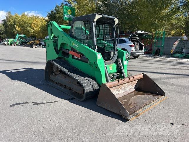 Bobcat T740 Smykem řízené nakladače