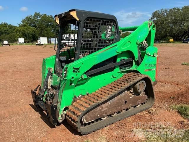 Bobcat T750 Smykem řízené nakladače