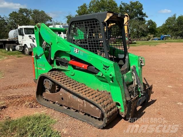 Bobcat T750 Smykem řízené nakladače