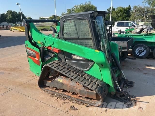 Bobcat T76 Smykem řízené nakladače