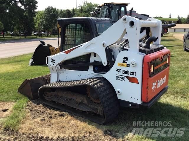 Bobcat T770 Smykem řízené nakladače