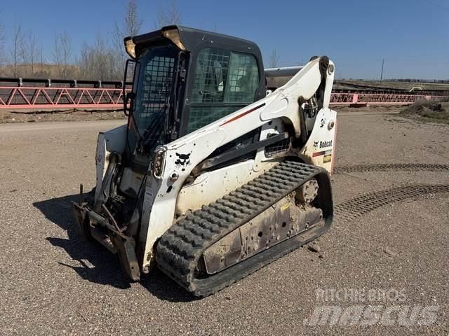 Bobcat T770 Smykem řízené nakladače
