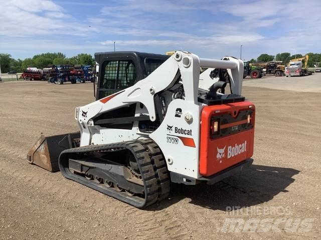 Bobcat T770 Smykem řízené nakladače
