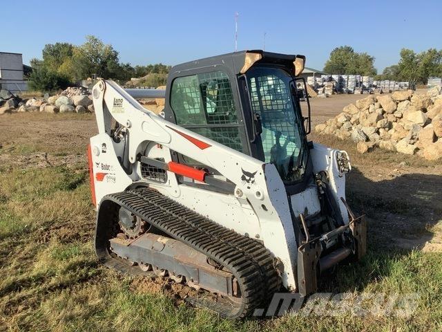 Bobcat T770 Smykem řízené nakladače