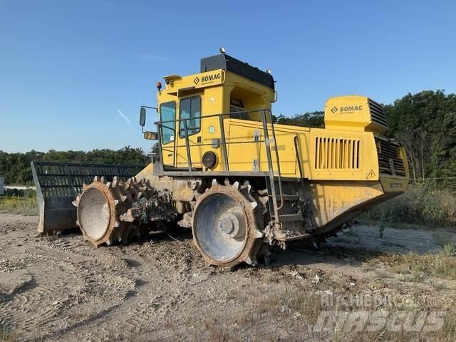 Bomag BC772RB Půdní kompaktory