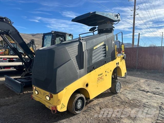 Bomag BM600 / 15 Recykléry za studena