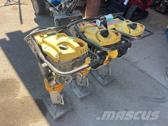 Bomag BT65/4 Vibrační pěchy