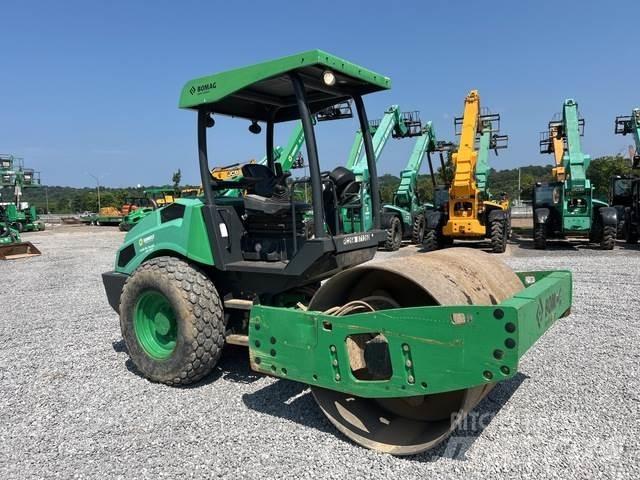 Bomag BW177D-5 Tahačové válce