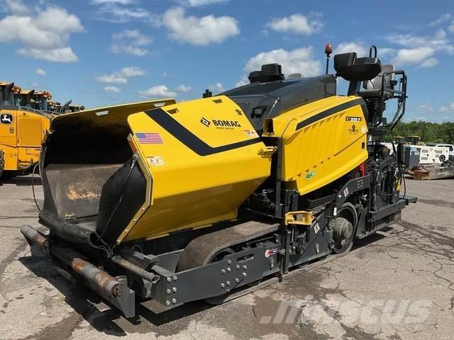 Bomag CR-820T Finišery