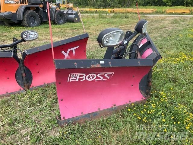 Boss Poly-V XT Sněžné pluhy, přední sněhové radlice