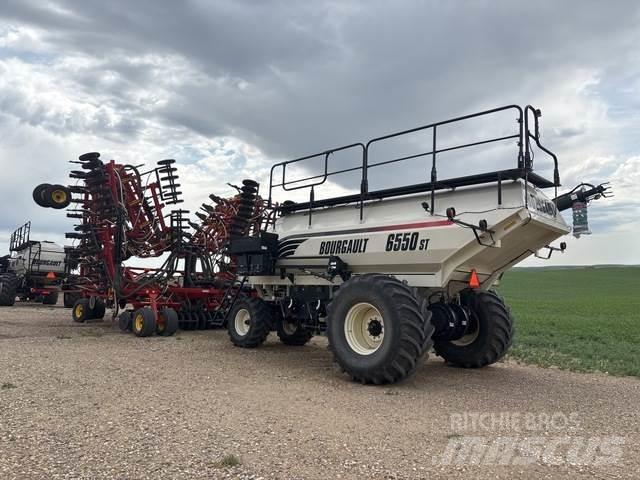 Bourgault 5810 Mechanické secí stroje