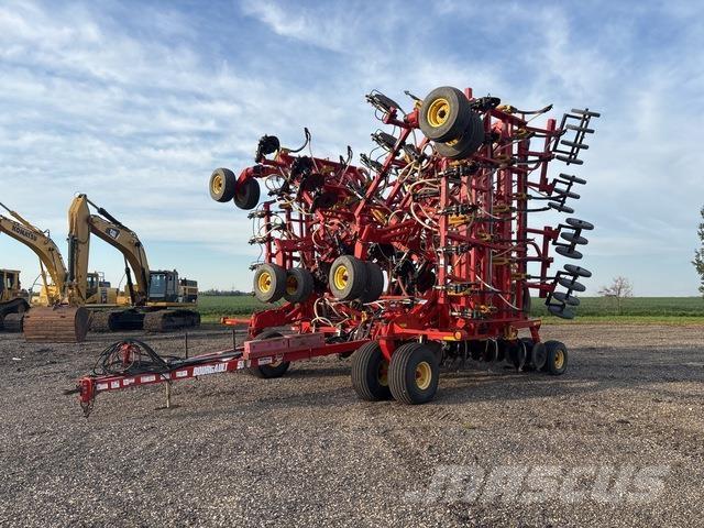 Bourgault 5810 Mechanické secí stroje