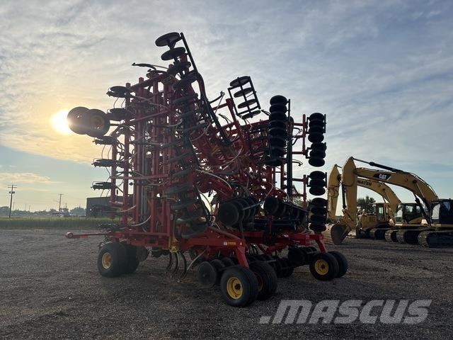 Bourgault 5810 Mechanické secí stroje