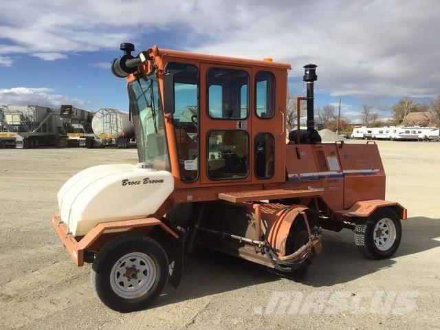 Broce KR350 Vnitřní zametací stroje