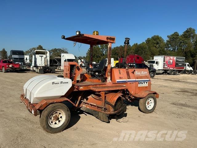 Broce RJ350 Vnitřní zametací stroje