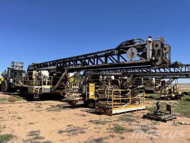 Bucyrus SKSS-16 Povrchové vrtací stroje