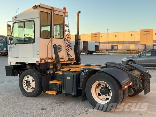 Capacity  Terminálový tahač