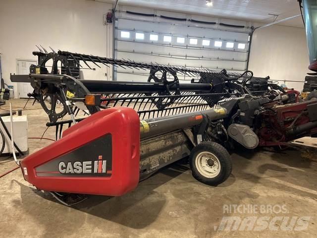 Case IH 2162 Kombajnové hlavice