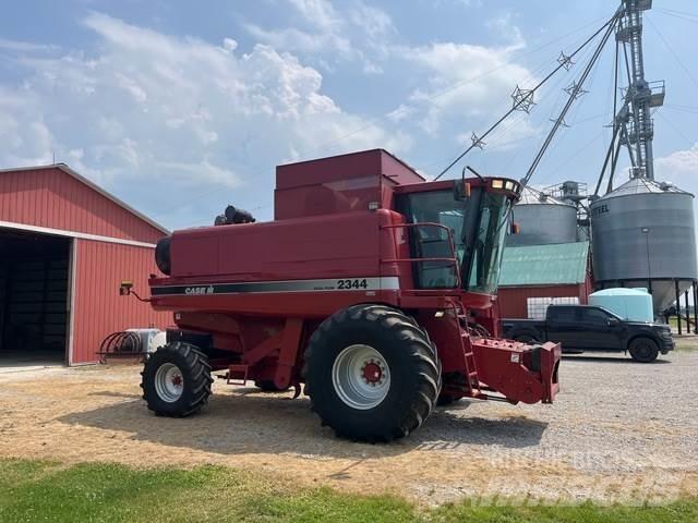 Case IH 2344 Sklízecí mlátičky