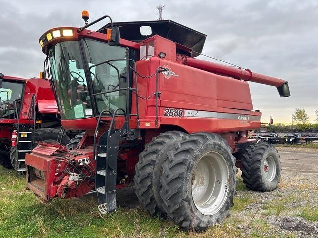 Case IH 2588 Sklízecí mlátičky