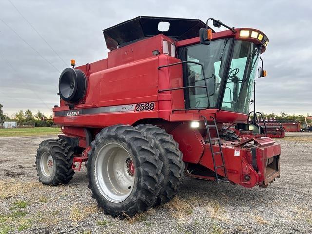Case IH 2588 Sklízecí mlátičky