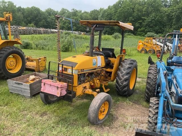 Case IH DC50 Traktory
