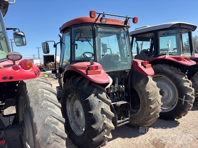 Case IH JX80 Traktory