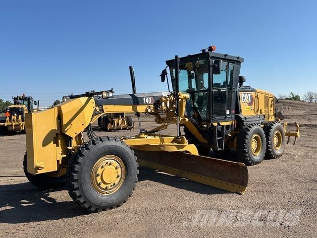 CAT 140 Grejdry