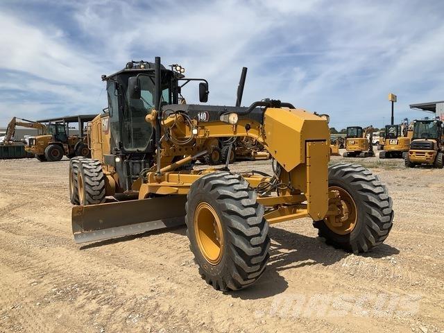 CAT 140 Grejdry