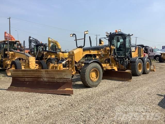 CAT 140M AWD Grejdry