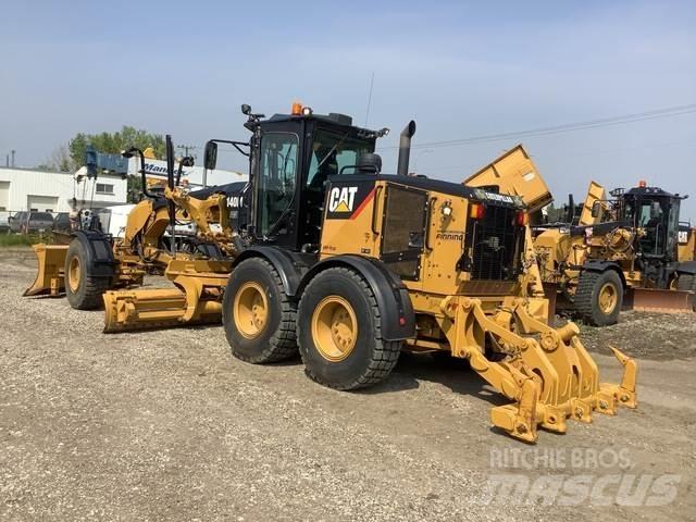 CAT 140M AWD Grejdry