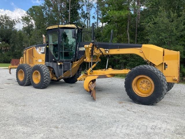CAT 140M VHP Grejdry