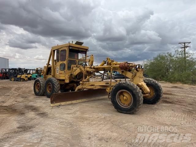 CAT 14E Grejdry