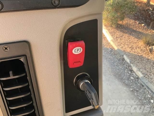 CAT 14L AWD Grejdry